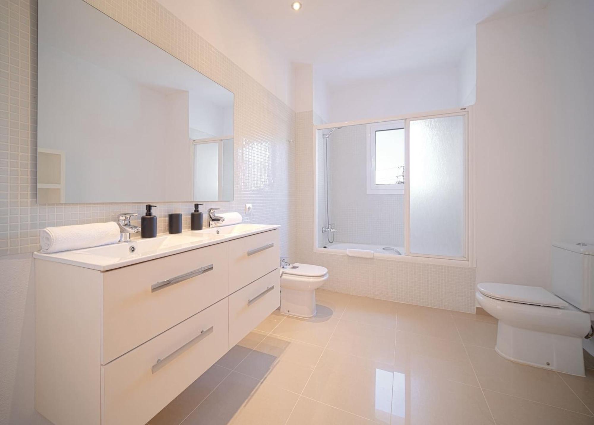 Villa Romeo 2Km From Ibiza Town And 1Km From Talamanca Beach Santa Eularia des Riu Eksteriør bilde