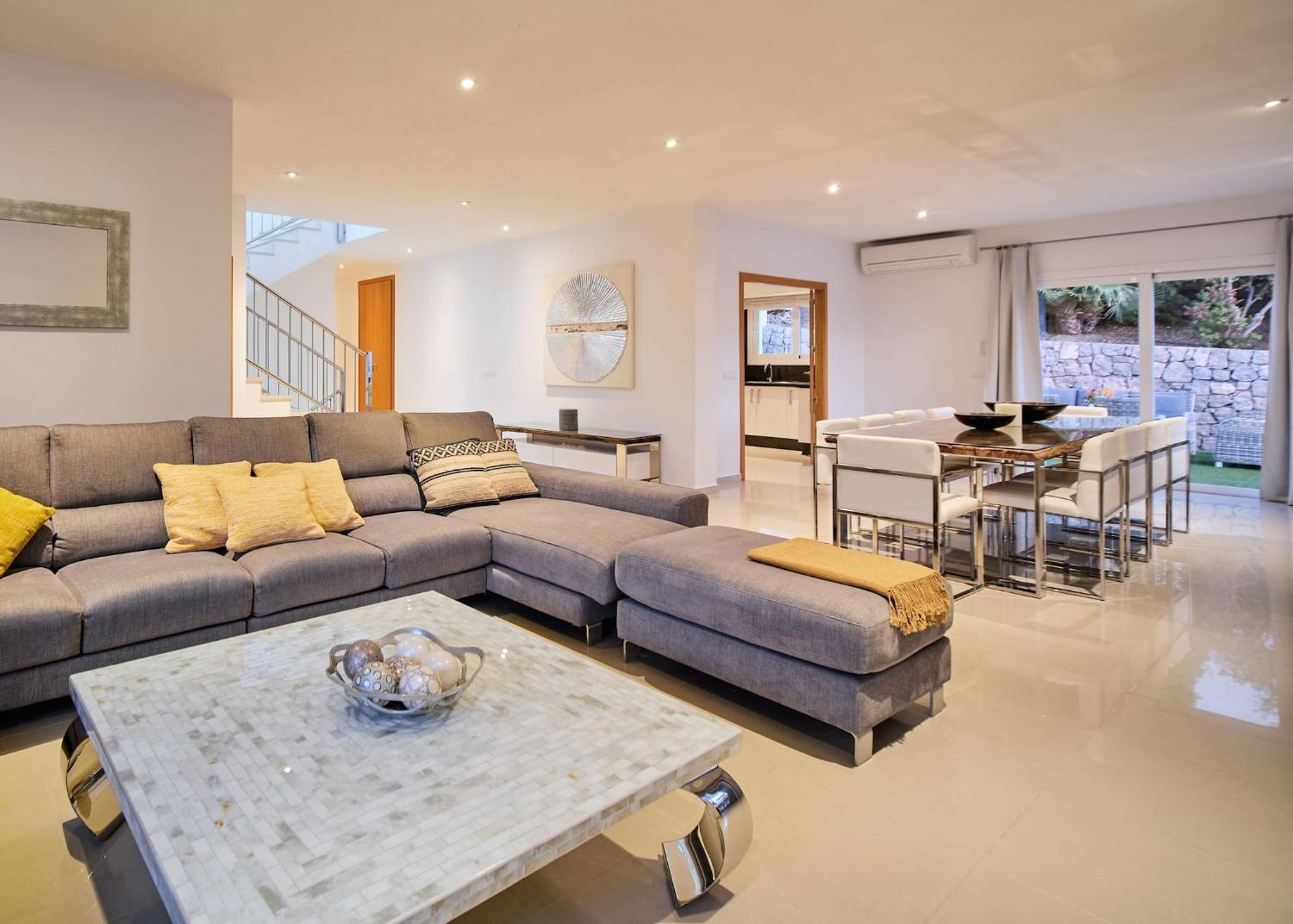 Villa Romeo 2Km From Ibiza Town And 1Km From Talamanca Beach Santa Eularia des Riu Eksteriør bilde