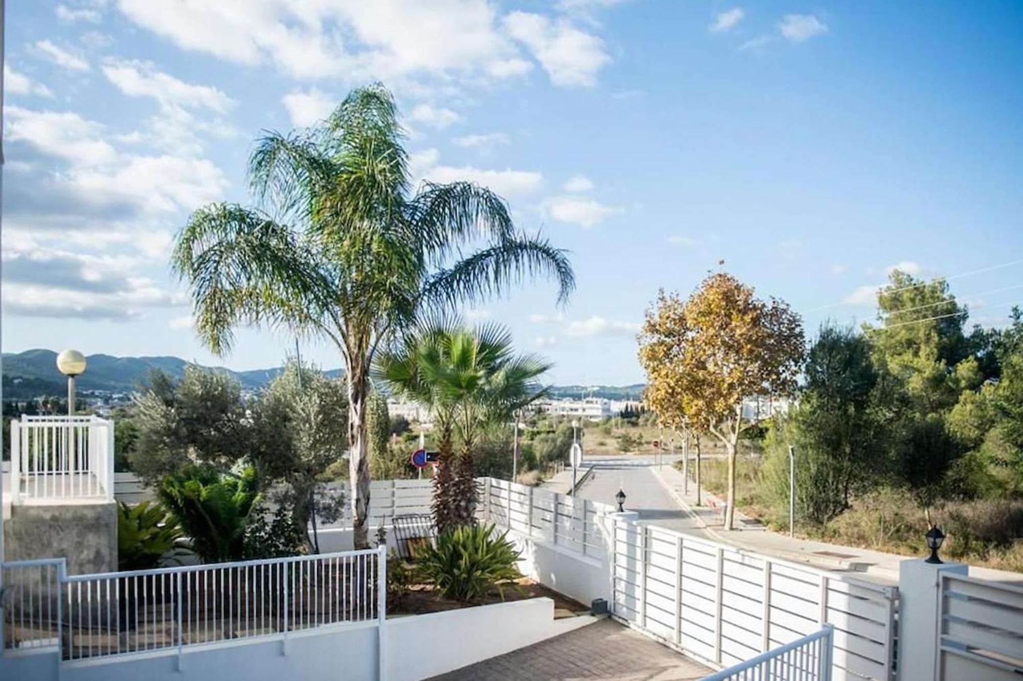 Villa Romeo 2Km From Ibiza Town And 1Km From Talamanca Beach Santa Eularia des Riu Eksteriør bilde